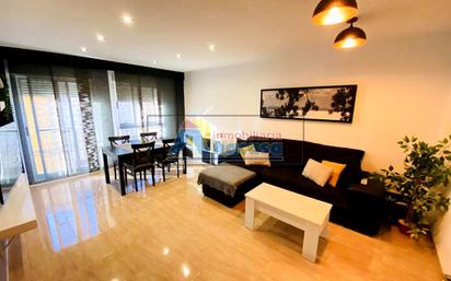 Living room of Flat for sale in L'Alqueria de la Comtessa  with Air Conditioner, Terrace and Balcony