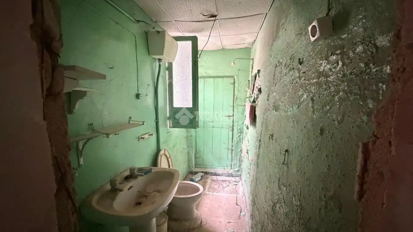 Bathroom of Houses for sale in Osuna  with Terrace