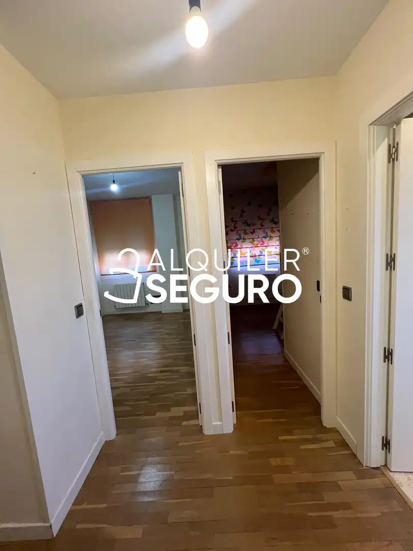 Flat for rent in Tres Cantos  with Air Conditioner and Heating