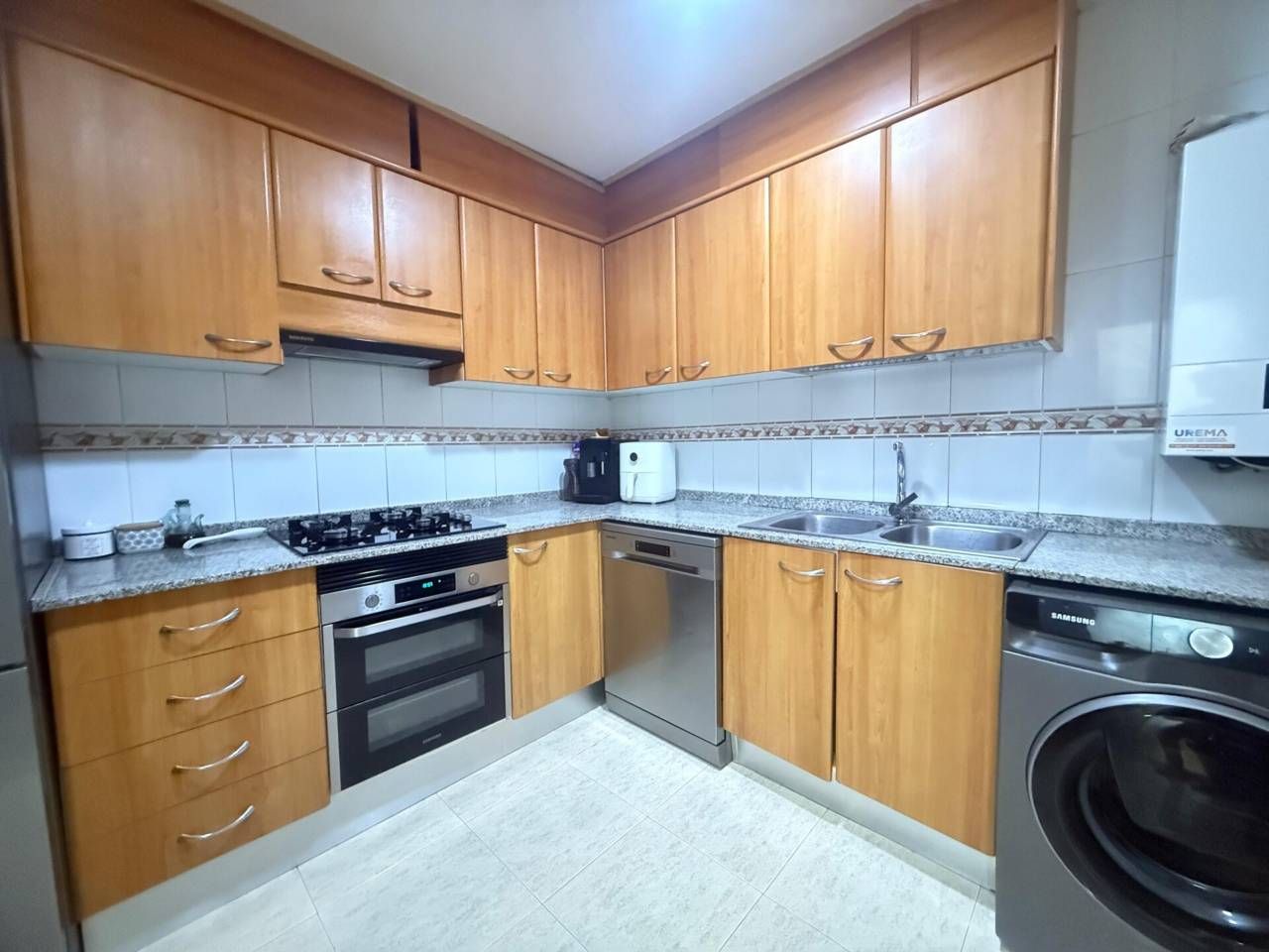 Cuina de Pis en venda en Manresa amb Calefacció i Balcó