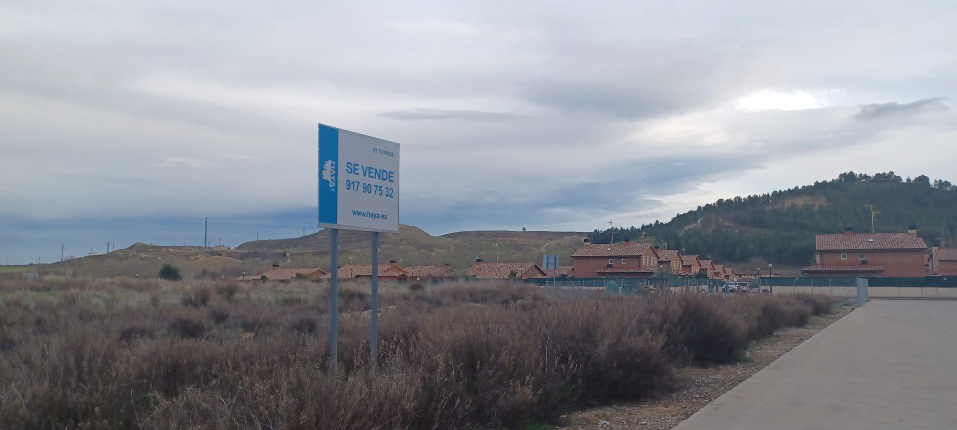 Vista exterior de Terreno en venta en Cuzcurrita de Río Tirón