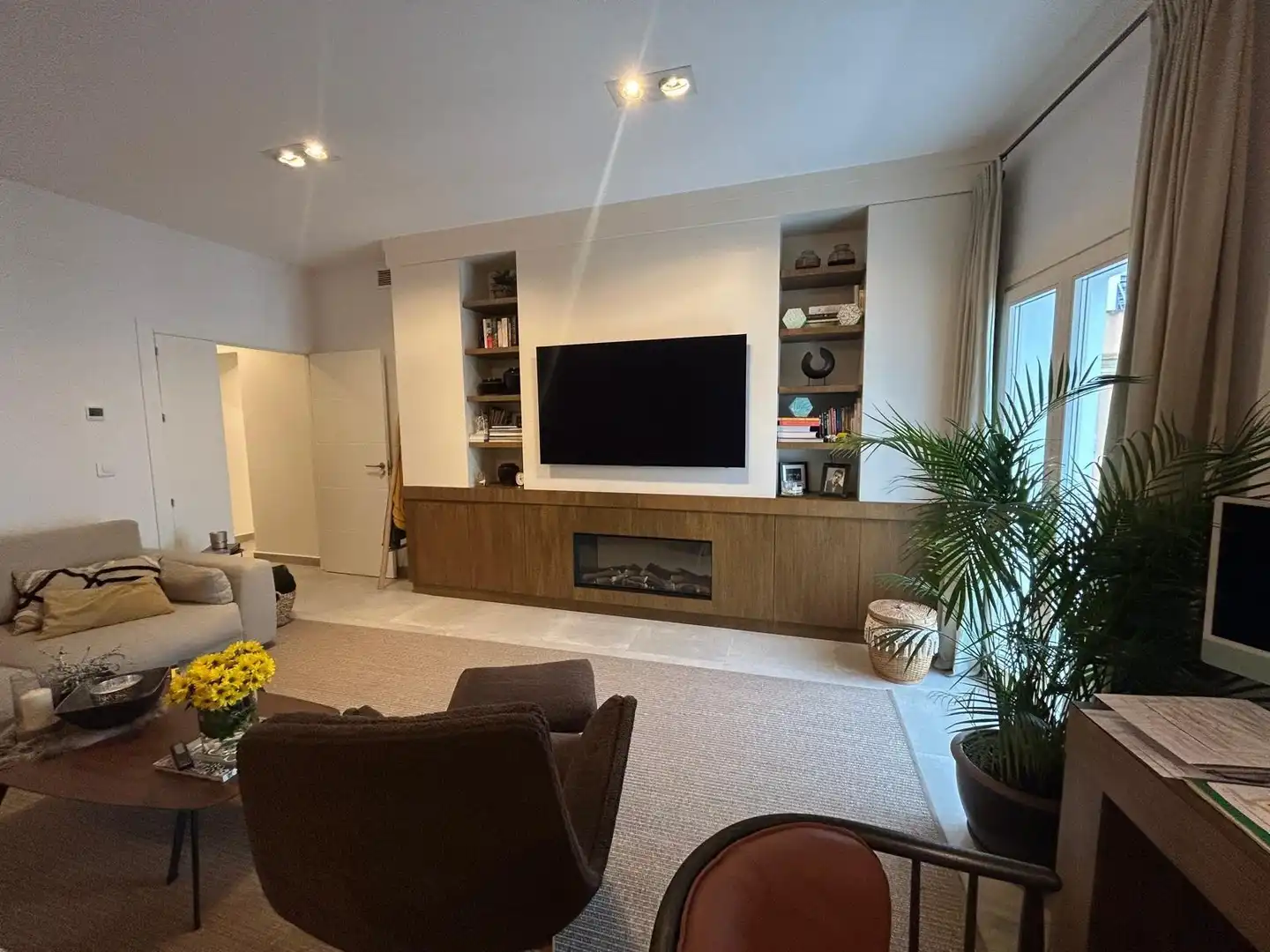 Living room of Flat for sale in  Cádiz Capital  with Air Conditioner, Terrace and Furnished