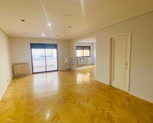 Flat to rent in Valdepeñas  with Heating, Parquet flooring and Terrace