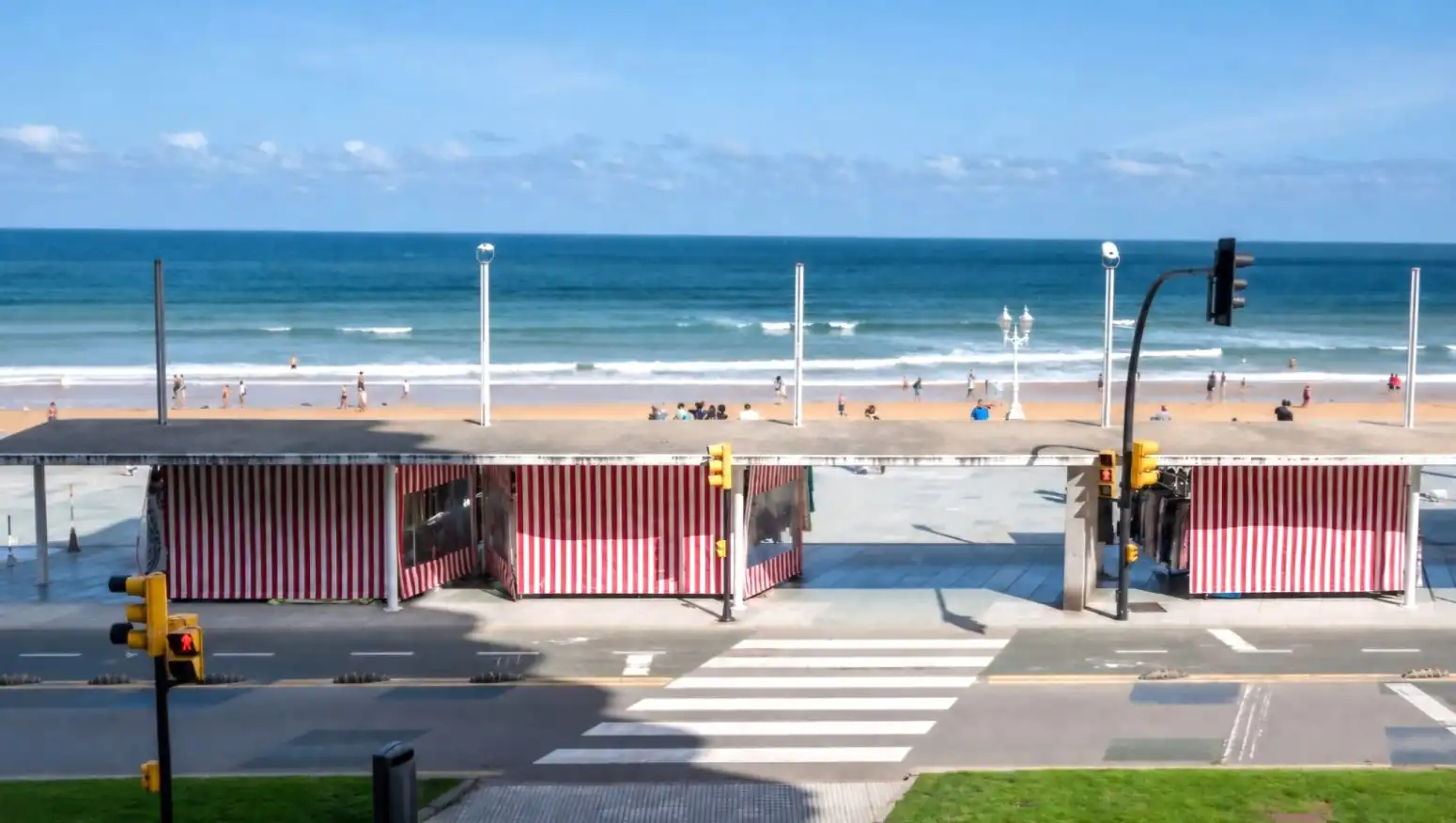 Außenansicht von Wohnung zur Miete in Gijón  mit Heizung und Möbliert