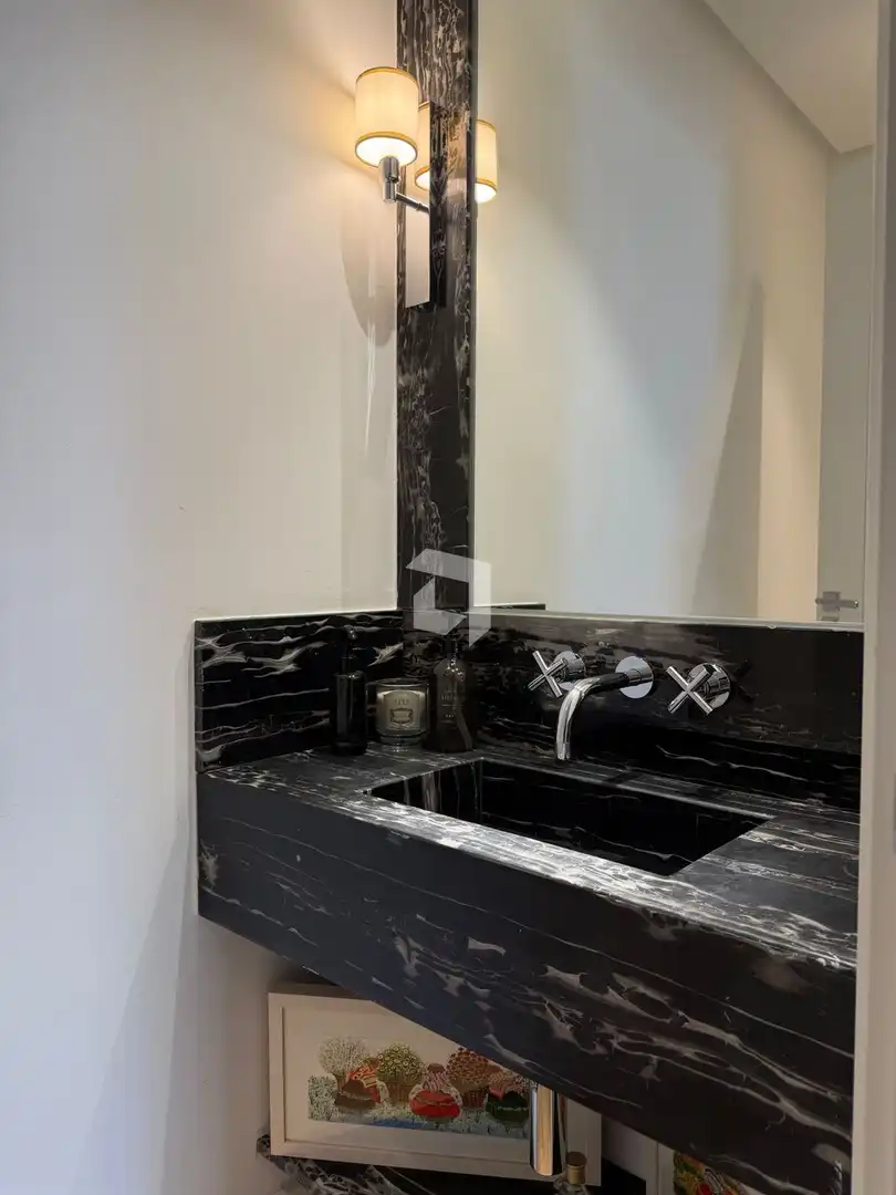 Baño de Ático en venta en Madrid con Aire acondicionado, Calefacción y Parquet
