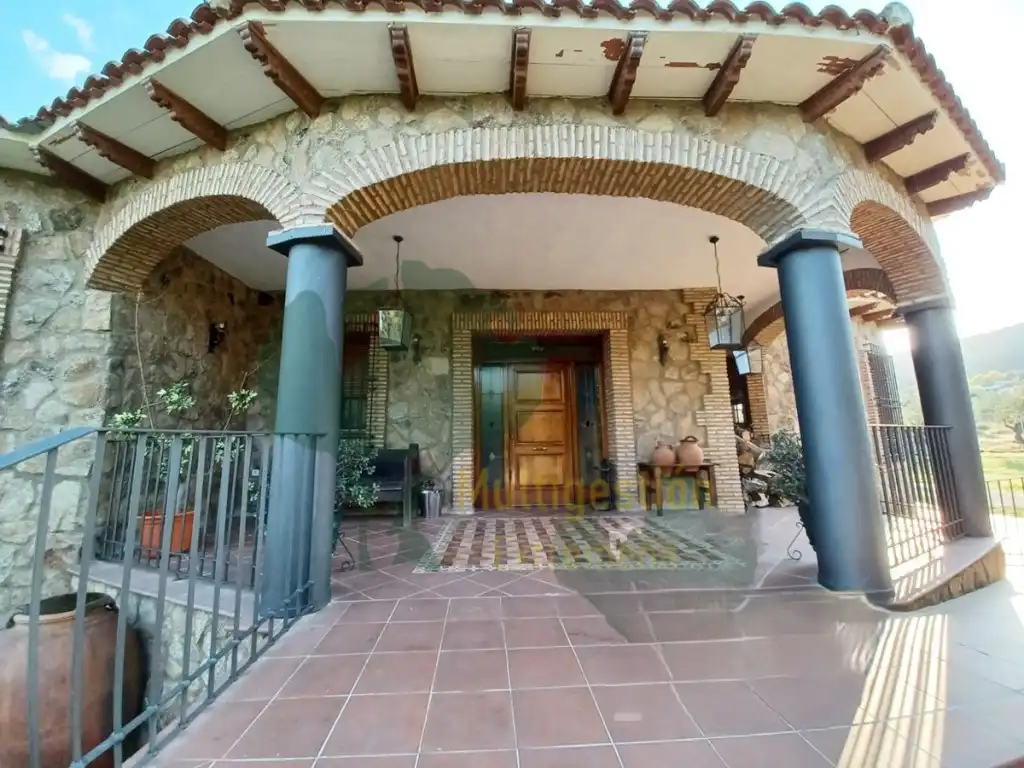 Chalet con piscina en venta en Sierra de Fuentes, imagen 5