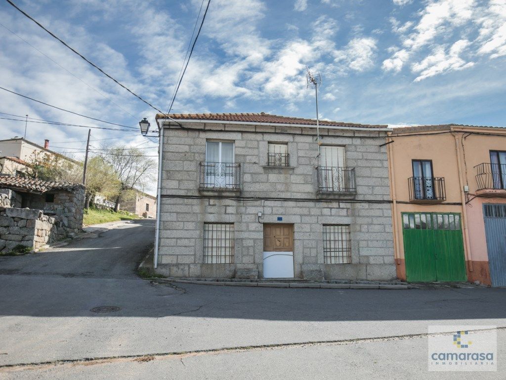 Exterior view of Country house for sale in Amavida
