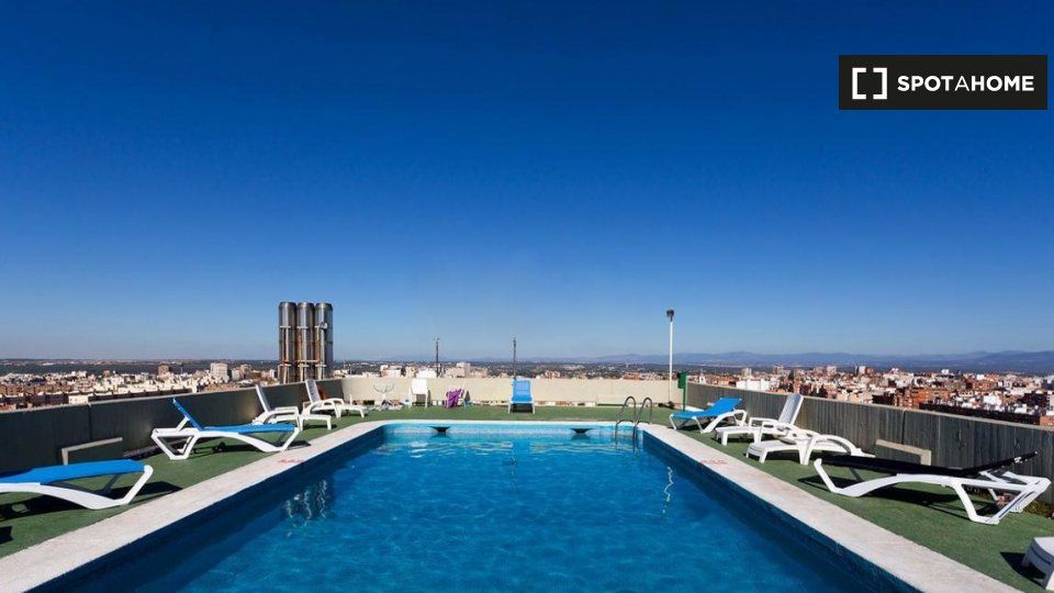 Piso de alquiler en Cuatro Caminos - Azca