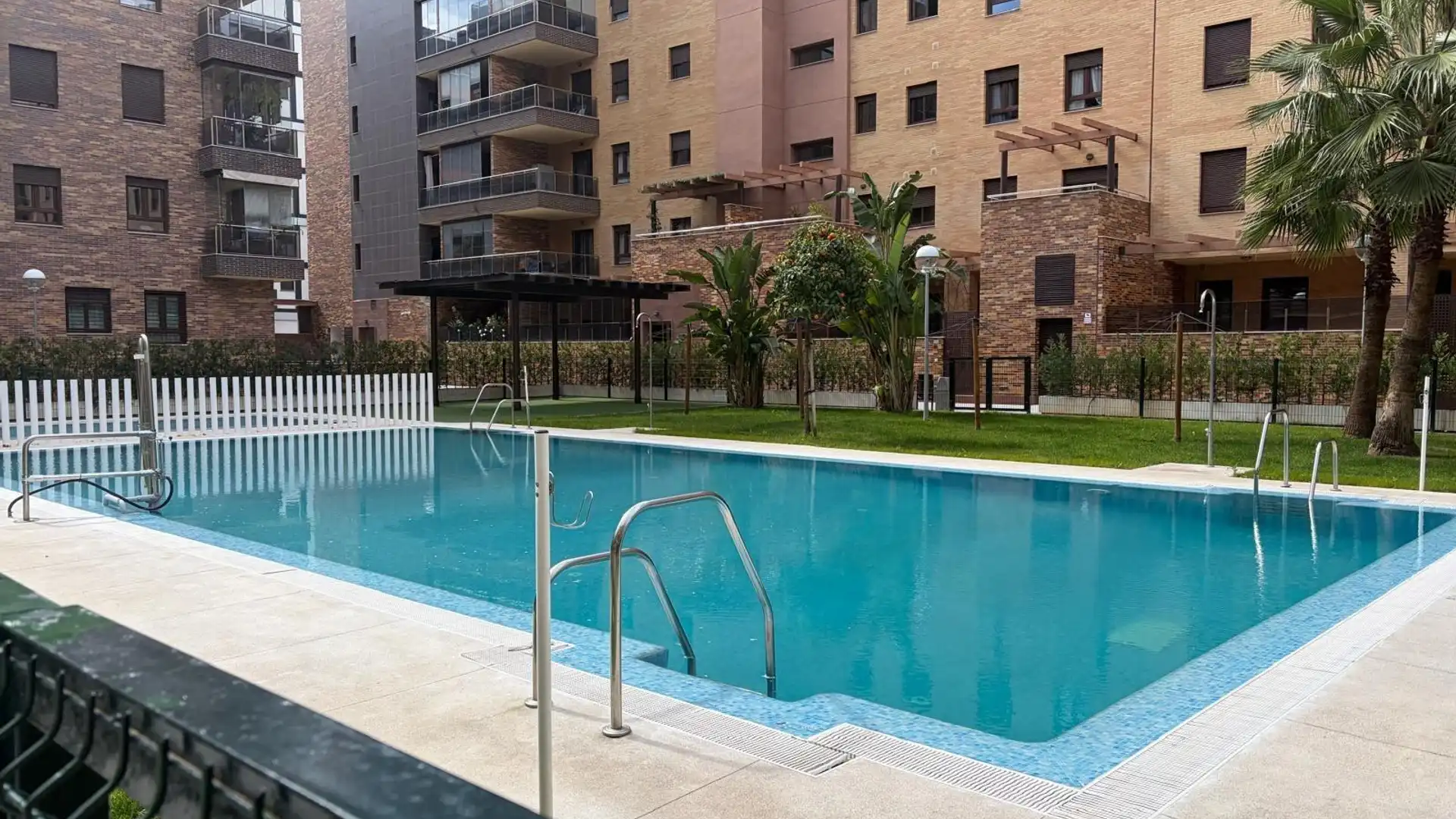 Piscina de Planta baixa en venda en  Córdoba Capital amb Aire condicionat, Traster i Piscina comunitària