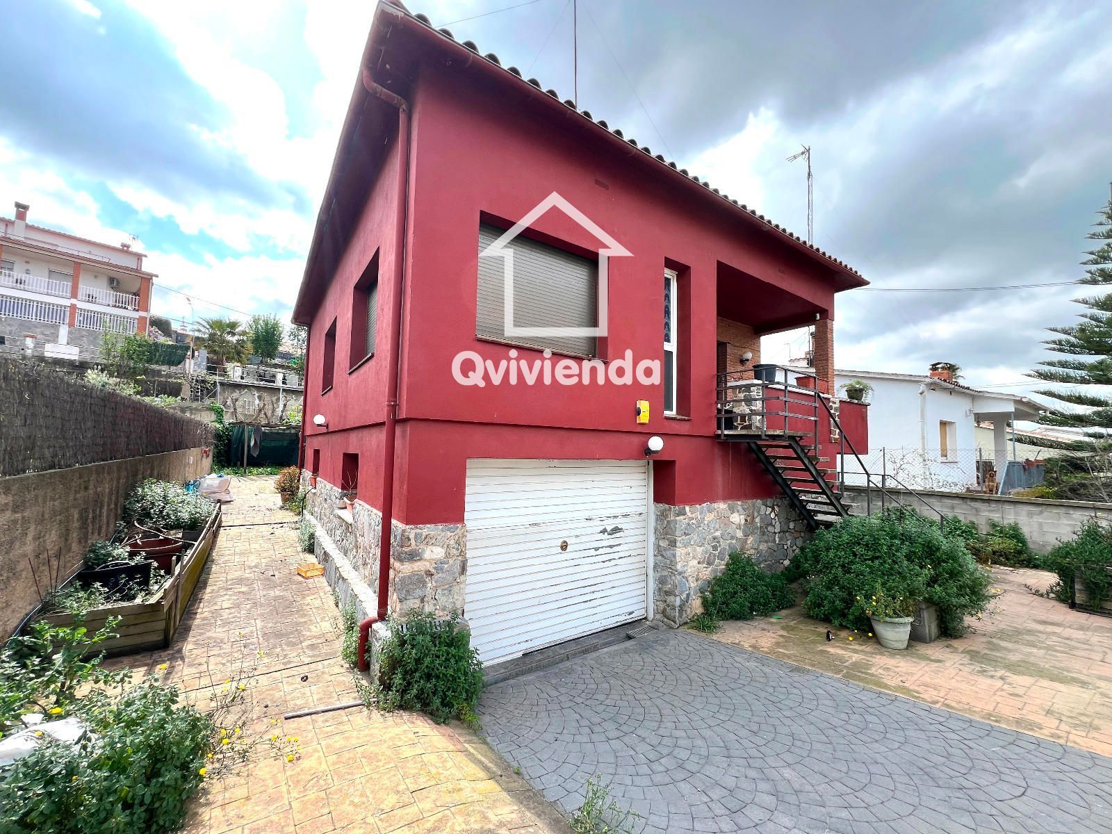 Vista exterior de Pis en venda en Terrassa amb Piscina