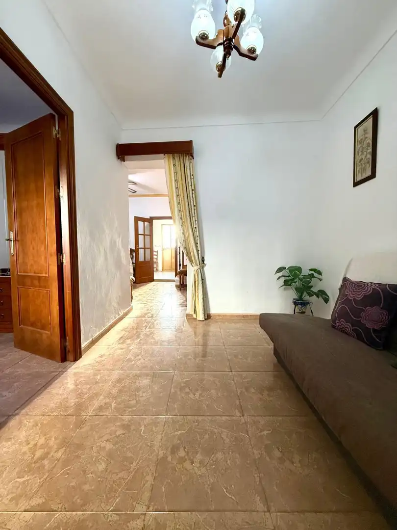 Casa o xalet en venda en Humilladero amb Terrassa, Traster i Moblat