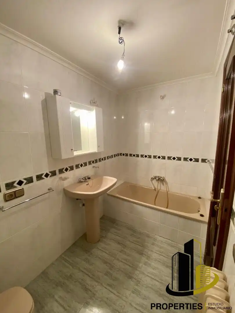 Baño de Piso en venta en Guijuelo