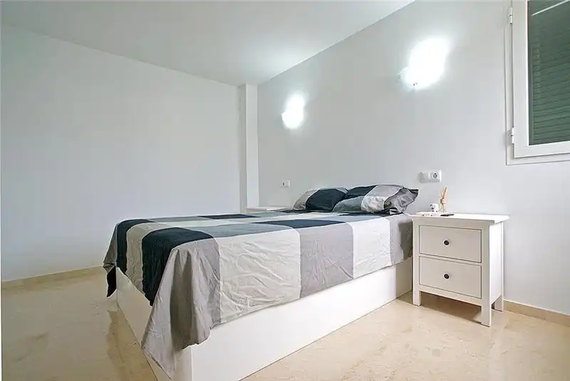 Bedroom of Flat for sale in  Palma de Mallorca  with Air Conditioner, Heating and Terrace