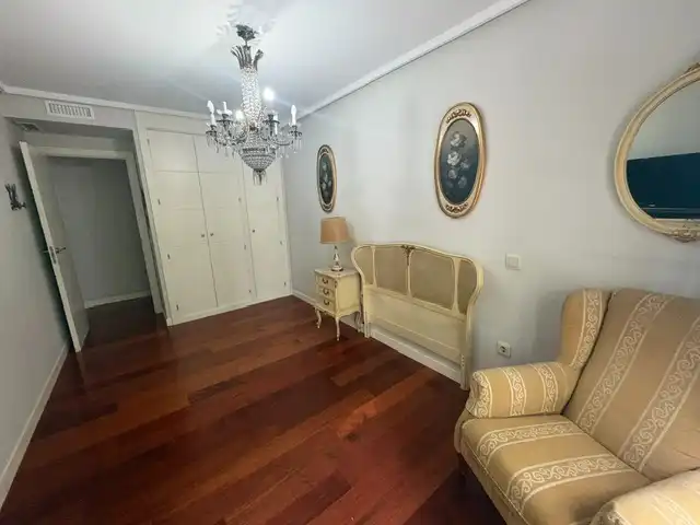 Dormitori de Pis en venda en Guadalajara amb Aire condicionat, Calefacció i Parquet