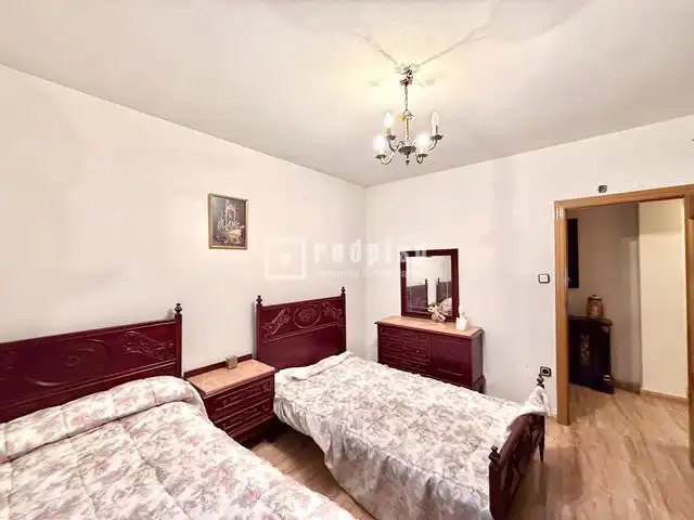 Habitación de Piso en venta en Madrid con Calefacción