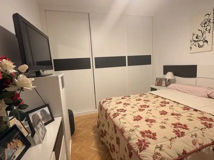 Dormitori de Pis en venda en Cuenca Capital amb Terrassa i Balcó