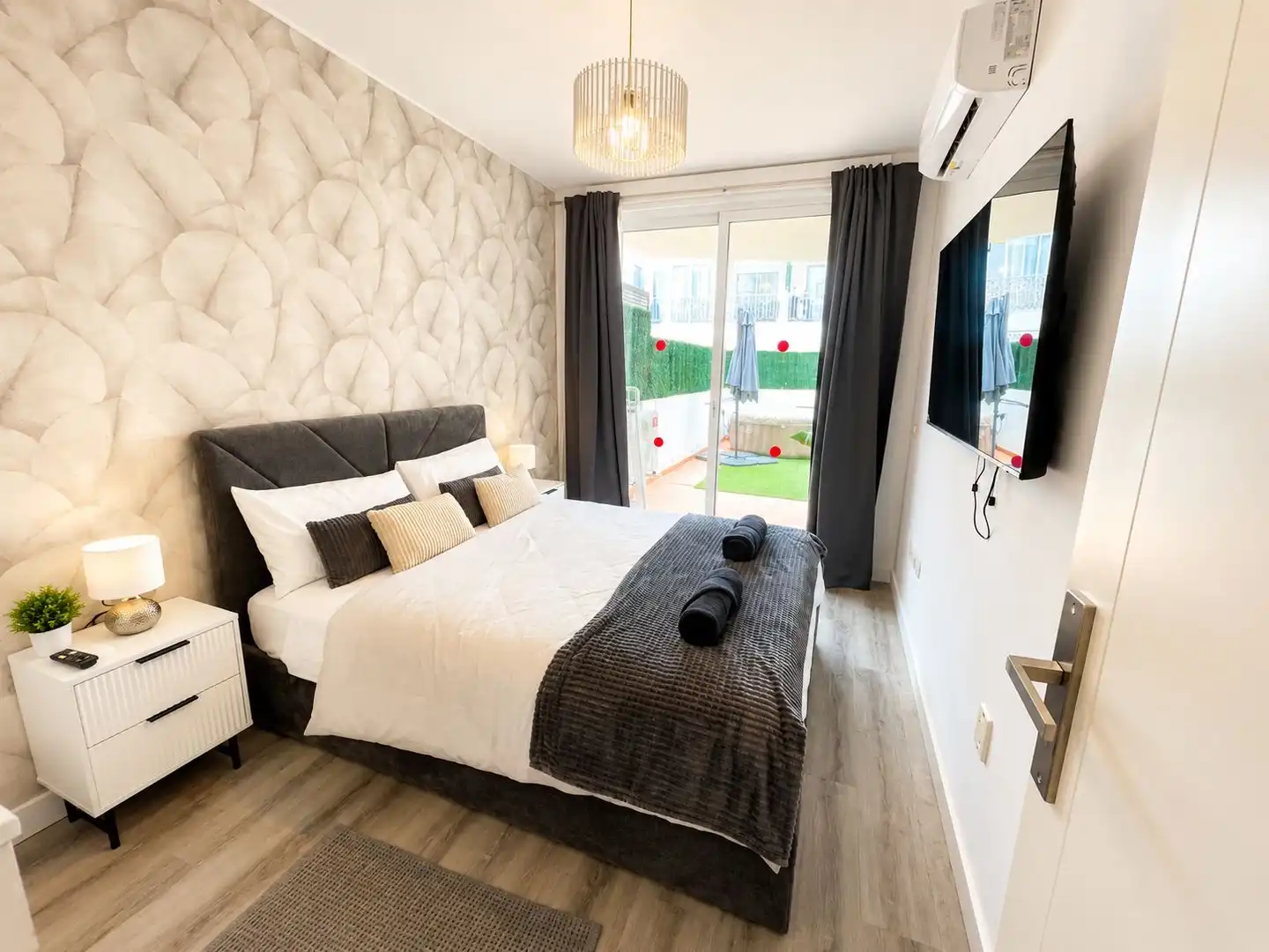 Bedroom of Flat for sale in Santiago del Teide  with Air Conditioner, Terrace and Swimming Pool