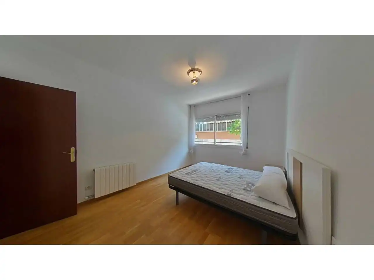 Bedroom of Flat for sale in Terrassa  with Heating
