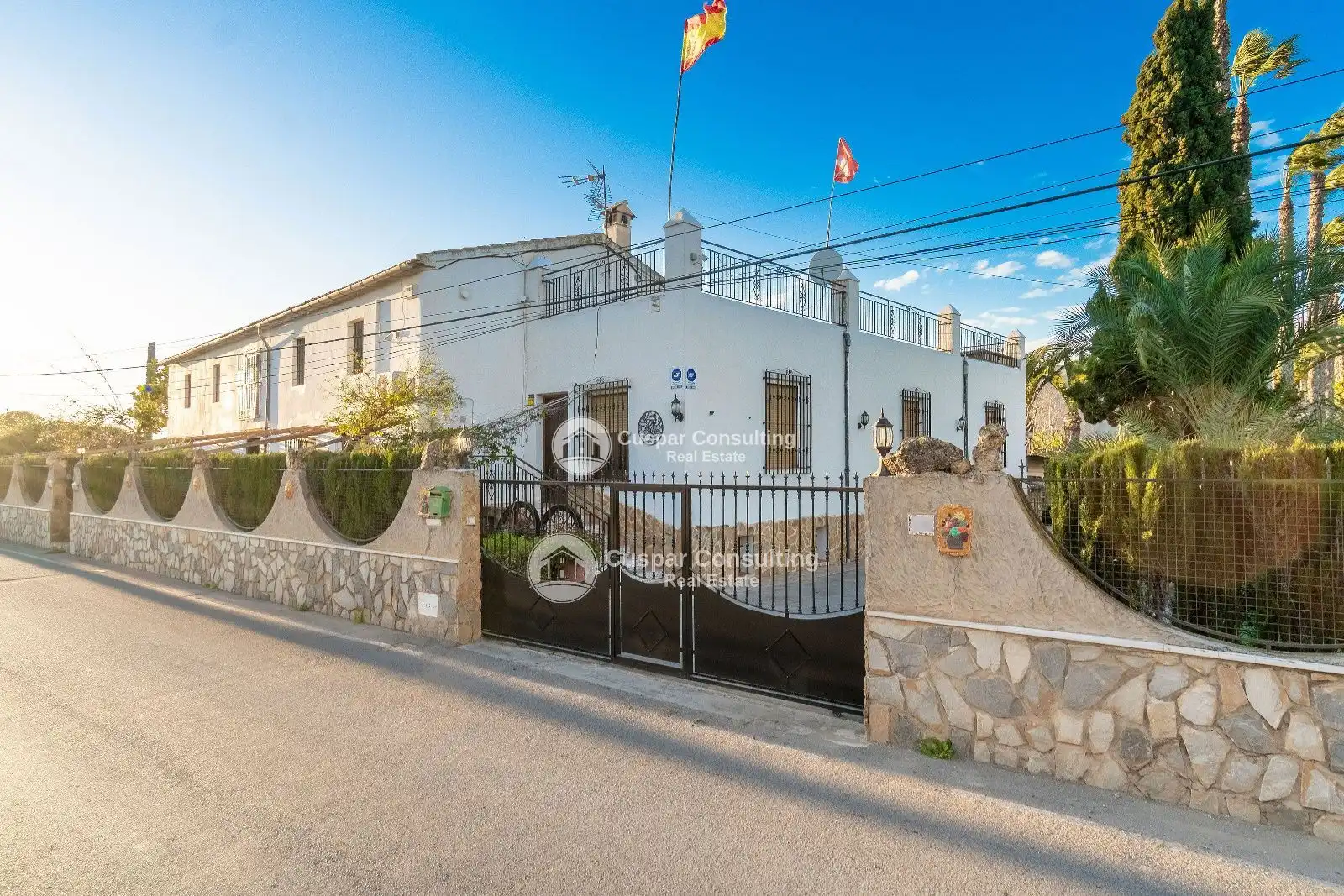 Vista exterior de Casa o xalet en venda en Orihuela amb Aire condicionat, Calefacció i Terrassa