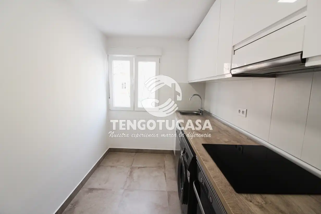 Kitchen of Flat for sale in Madrid  with Air Conditioner, Heating and Furnished