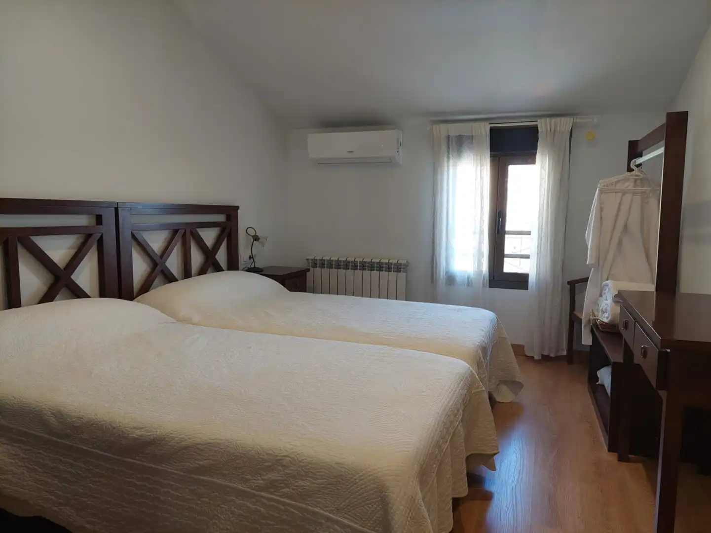 Habitación de Casa adosada en venta en Milagro con Aire acondicionado, Calefacción y Amueblado