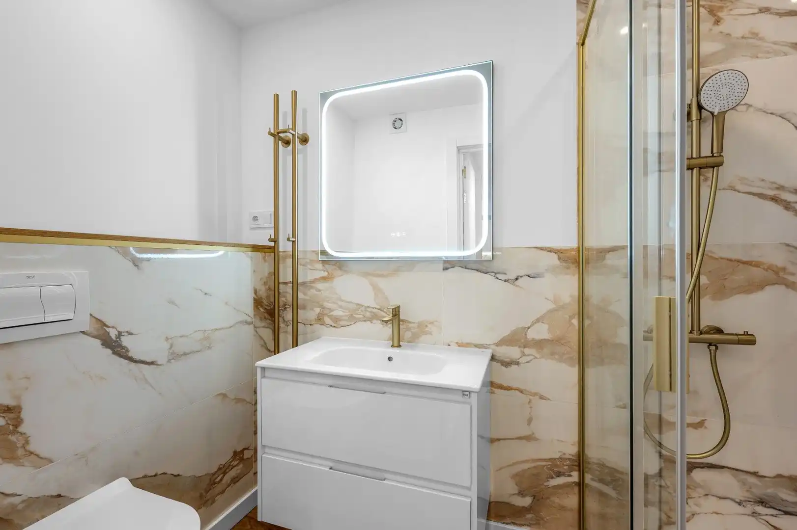 Baño de Ático en venta en Torrevieja con Aire acondicionado, Calefacción y Amueblado