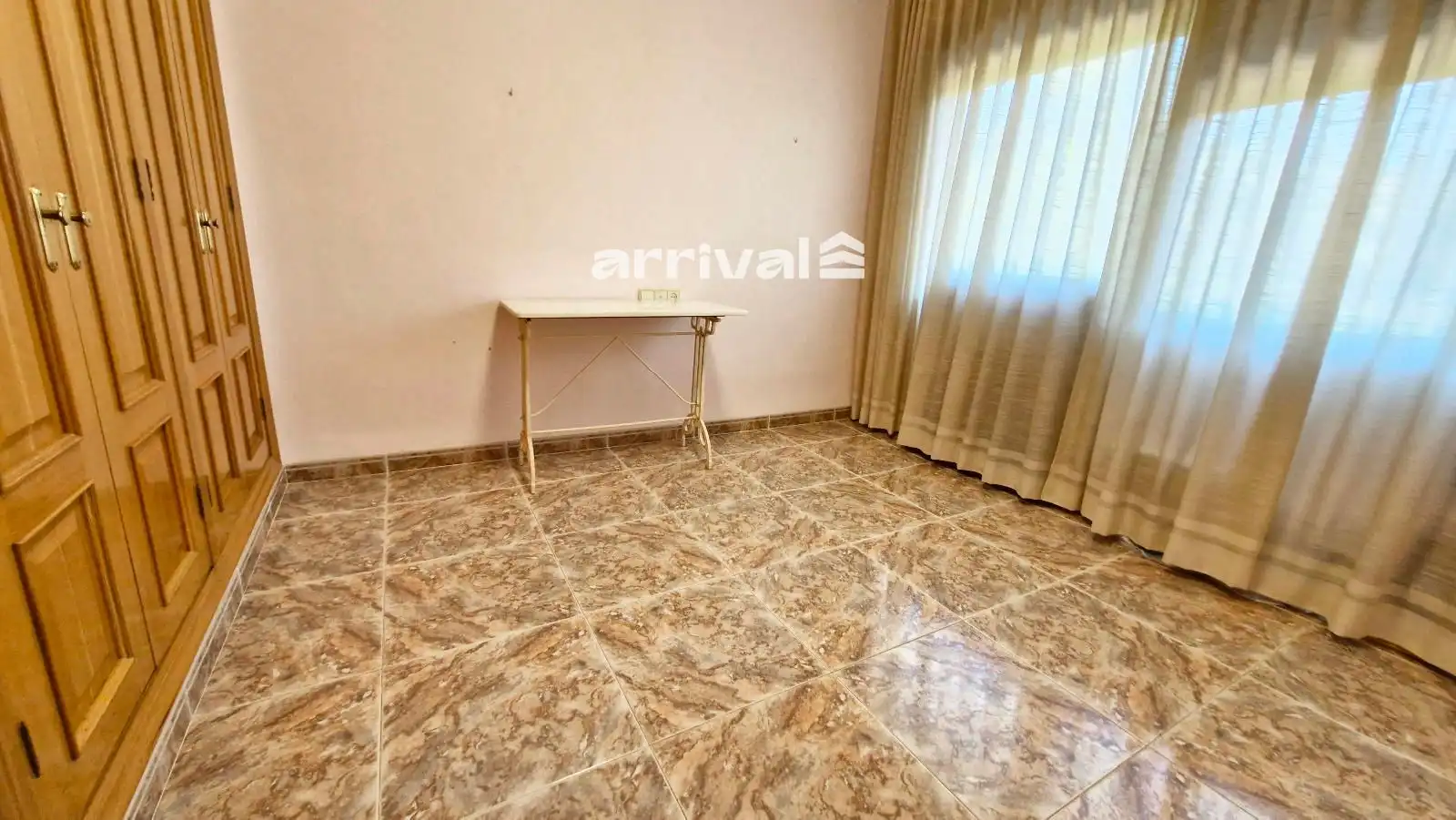 Habitación de Casa o chalet en venta en Paterna con Aire acondicionado, Jardín privado y Terraza