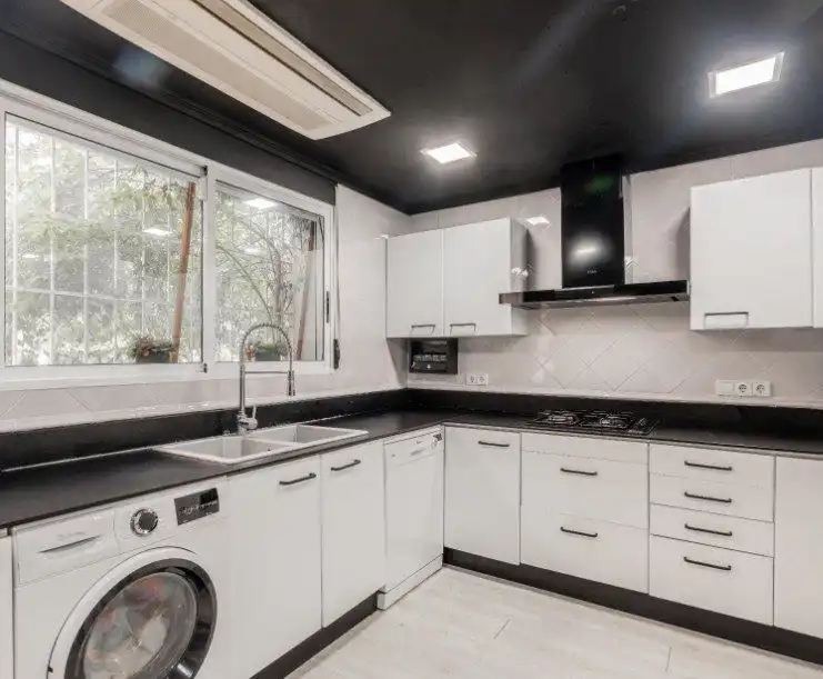 Kitchen of Houses for sale in Paterna  with Air Conditioner, Heating and Private garden