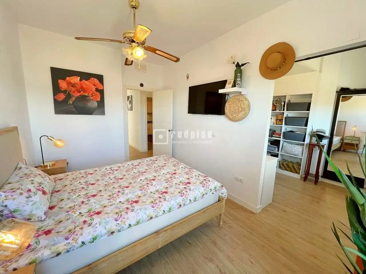 Habitación de Ático en venta en Rincón de la Victoria con Aire acondicionado, Calefacción y Jardín privado