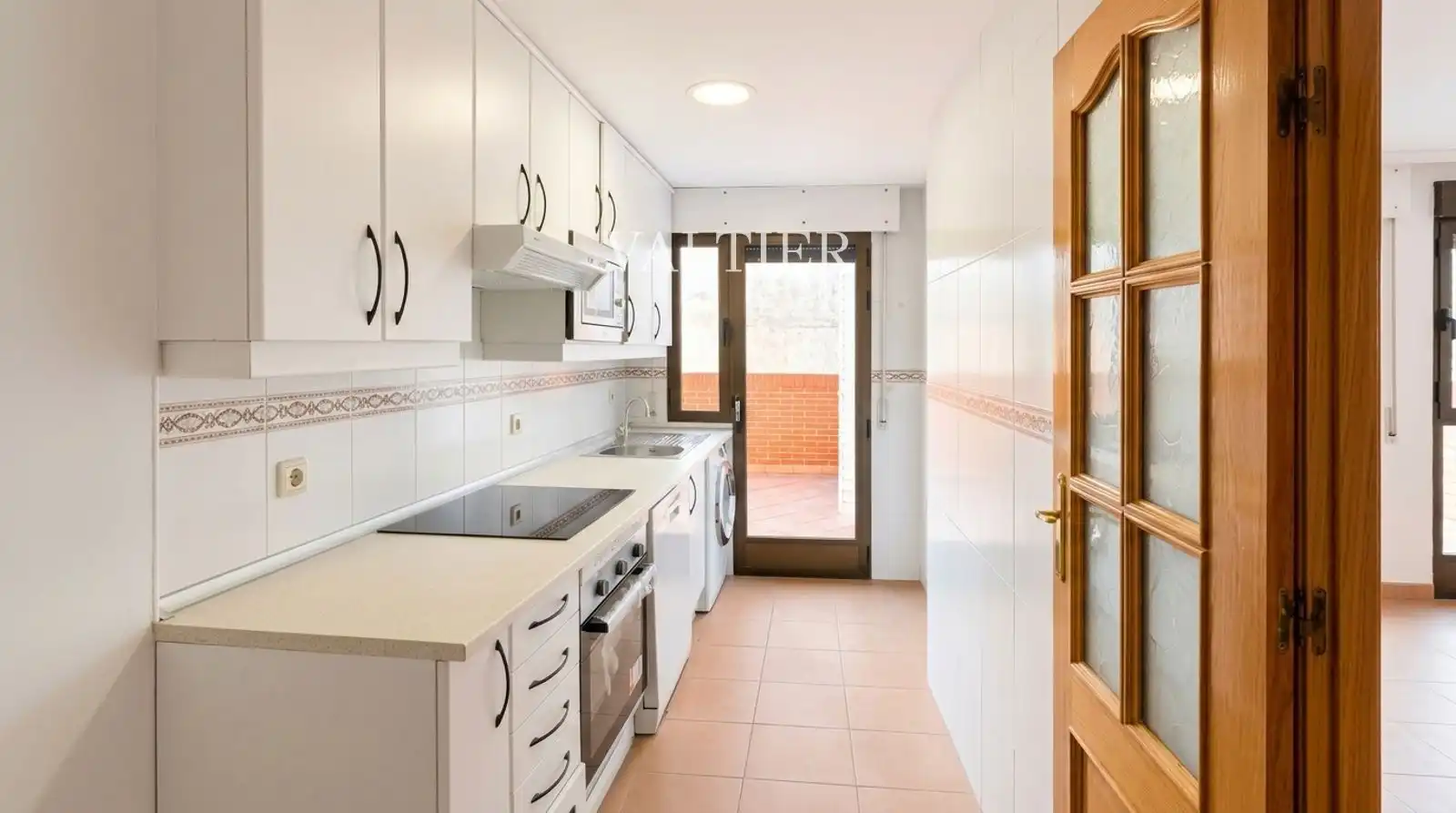 Attic for rent in DE GABRIEL DÍEZ, Cuatro Caminos - Azca