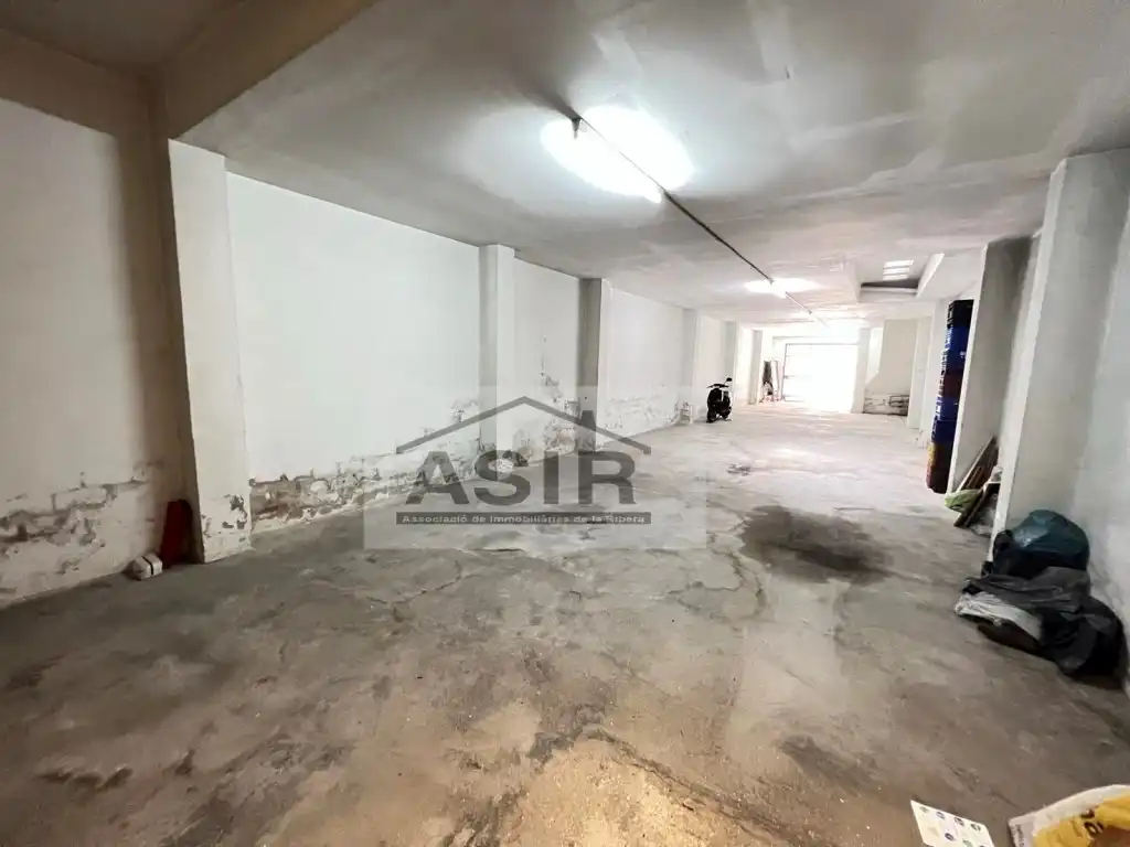 Local comercial en venda a Casc Urbà, imagen 6