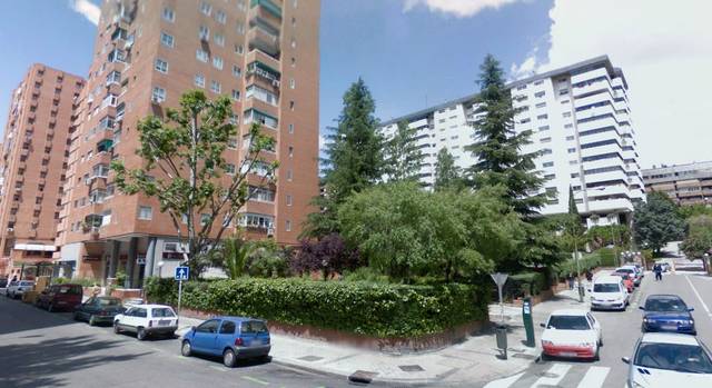 Garaje en Venta en Calle de Fermín Caballero en La Paz