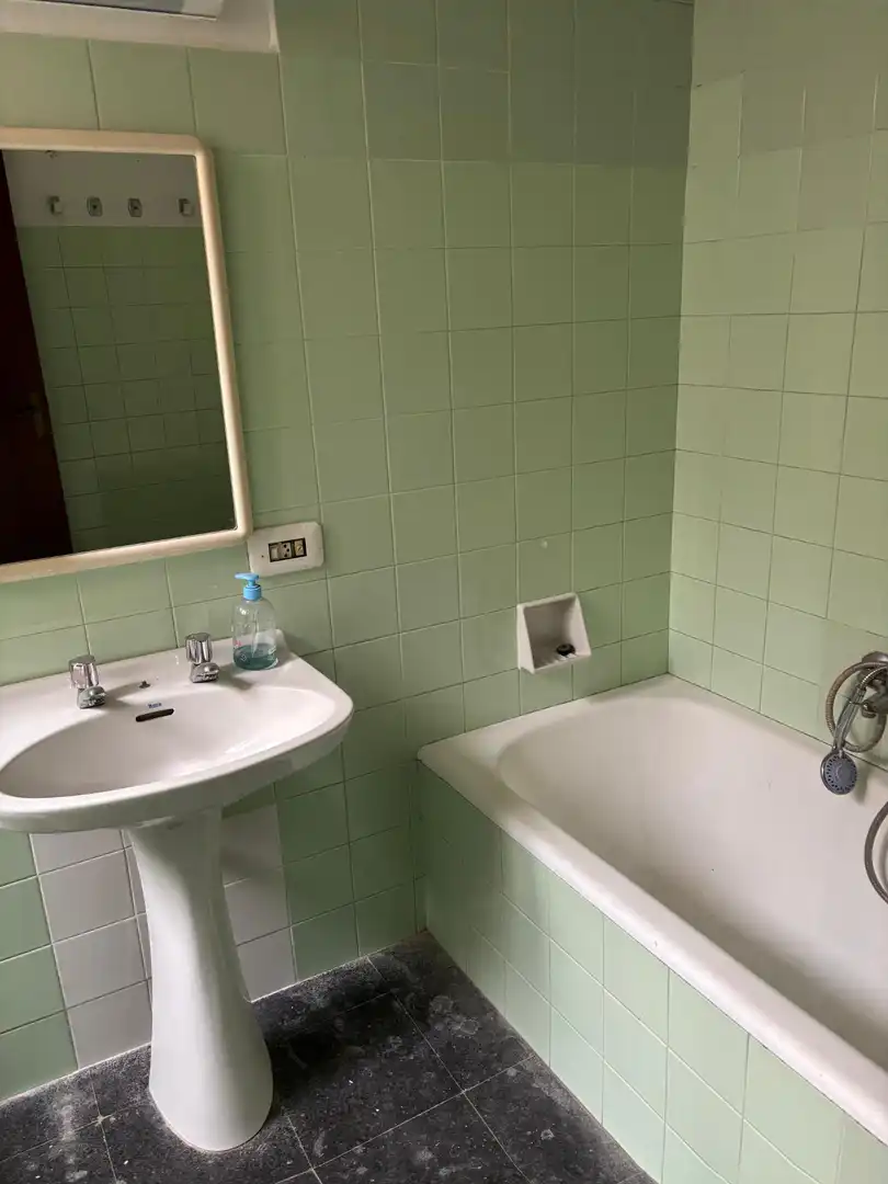 Baño de Piso en venta en Maó con Terraza y Balcón
