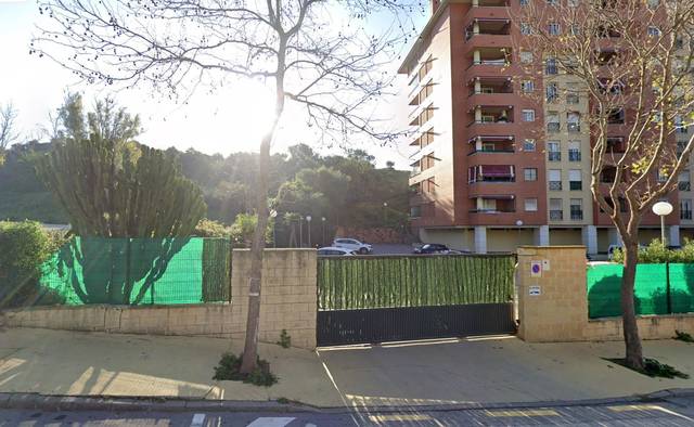 Garaje en Venta en Los Jardines de Marbella - La Ermita