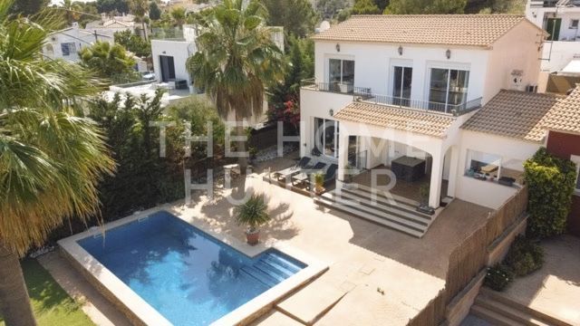 Vista exterior de Casa o xalet en venda en Llucmajor amb Aire condicionat, Calefacció i Jardí privat