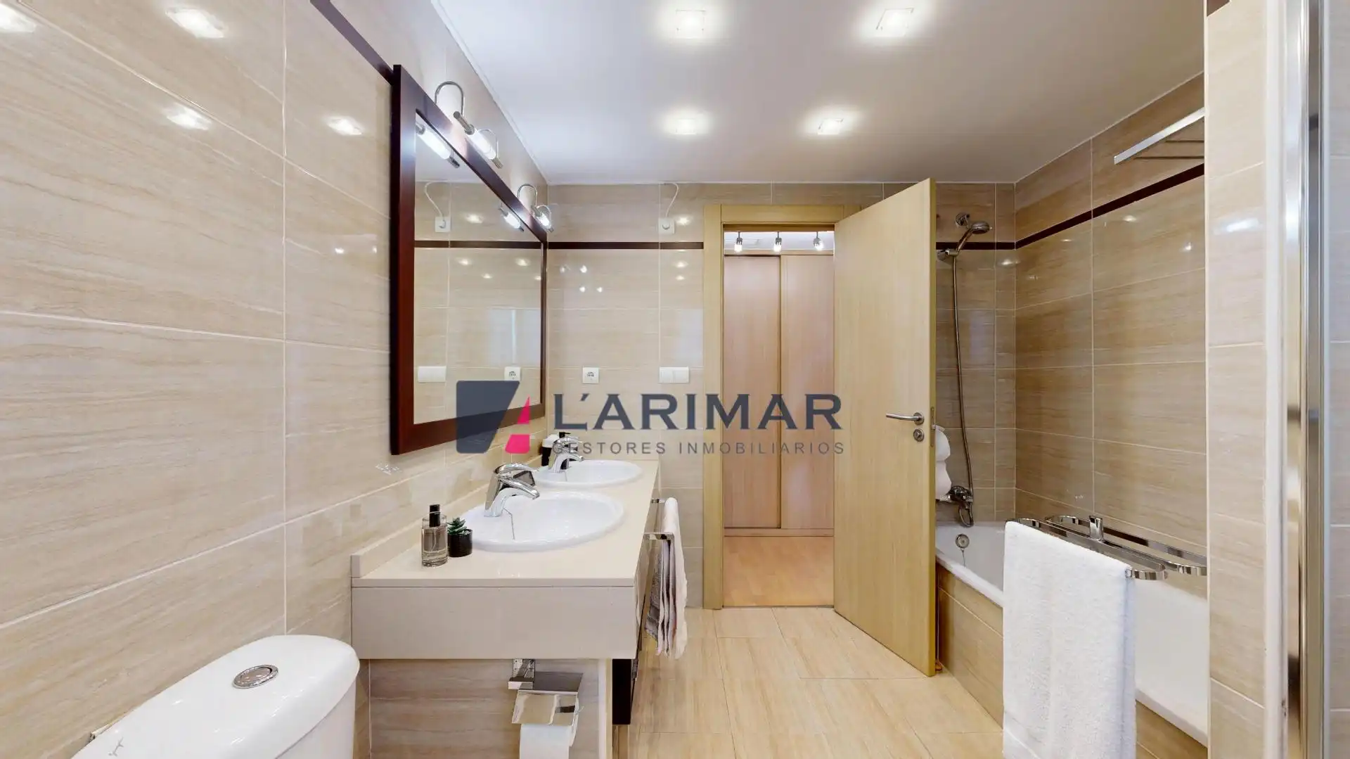 Baño de Casa adosada en venta en Alicante / Alacant con Aire acondicionado, Jardín privado y Terraza