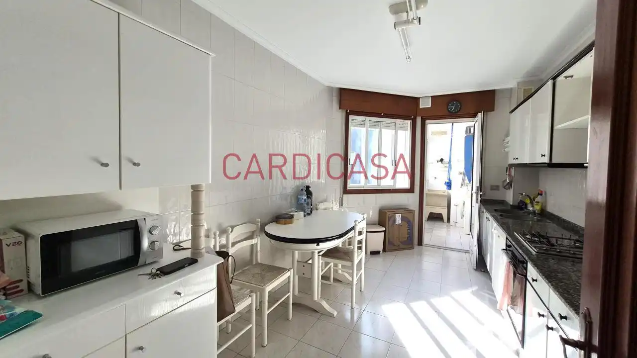 Kitchen of Flat for sale in Redondela  with Heating, Parquet flooring and Storage room