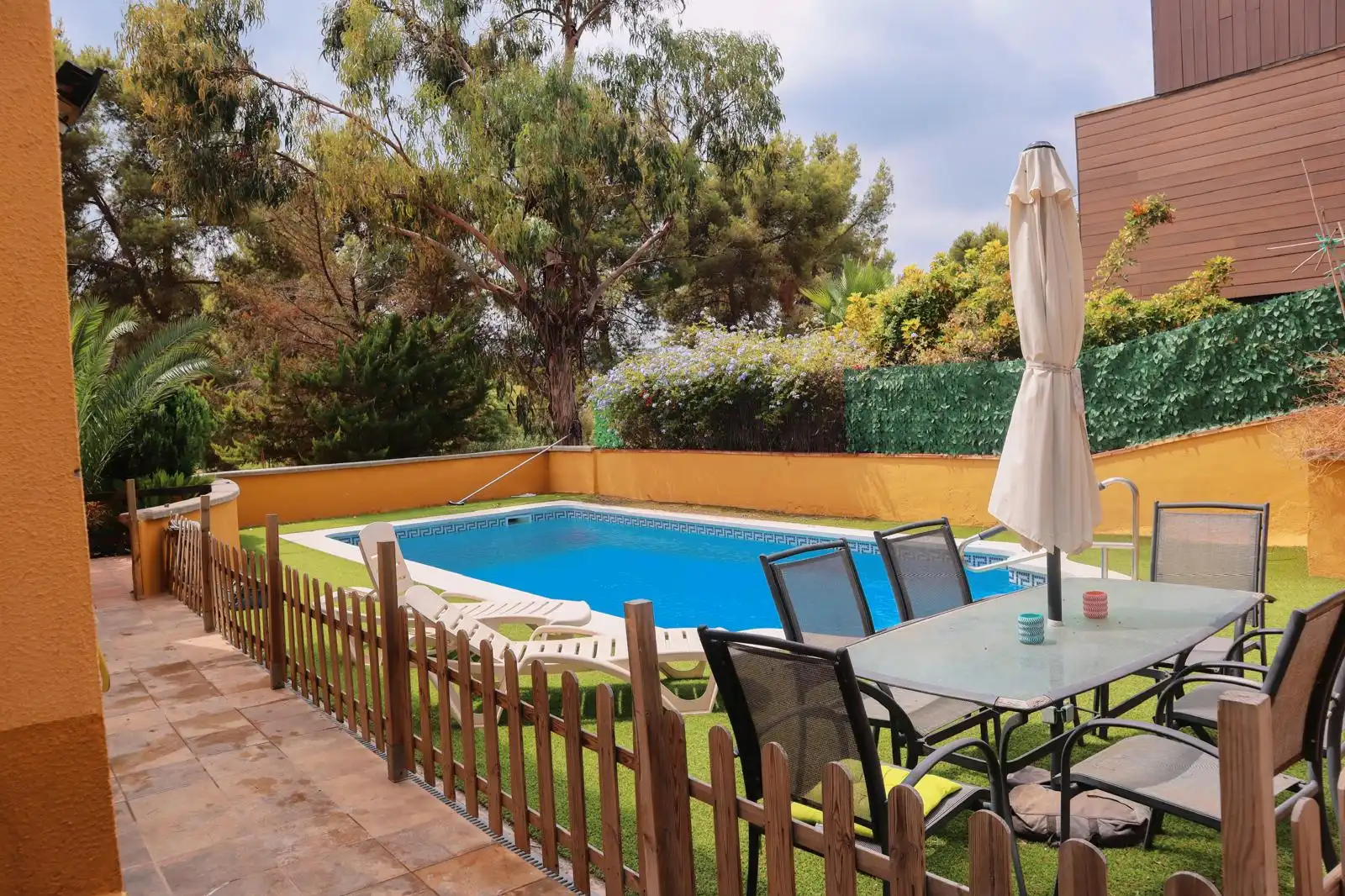 Maison avec terrasse à vendre à Via Doctor Josep Maria Tarruella, imagen 3