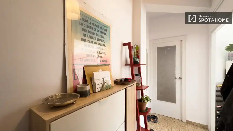 Flat with terrace to rent in Sants - Montjuïc, imagen 2