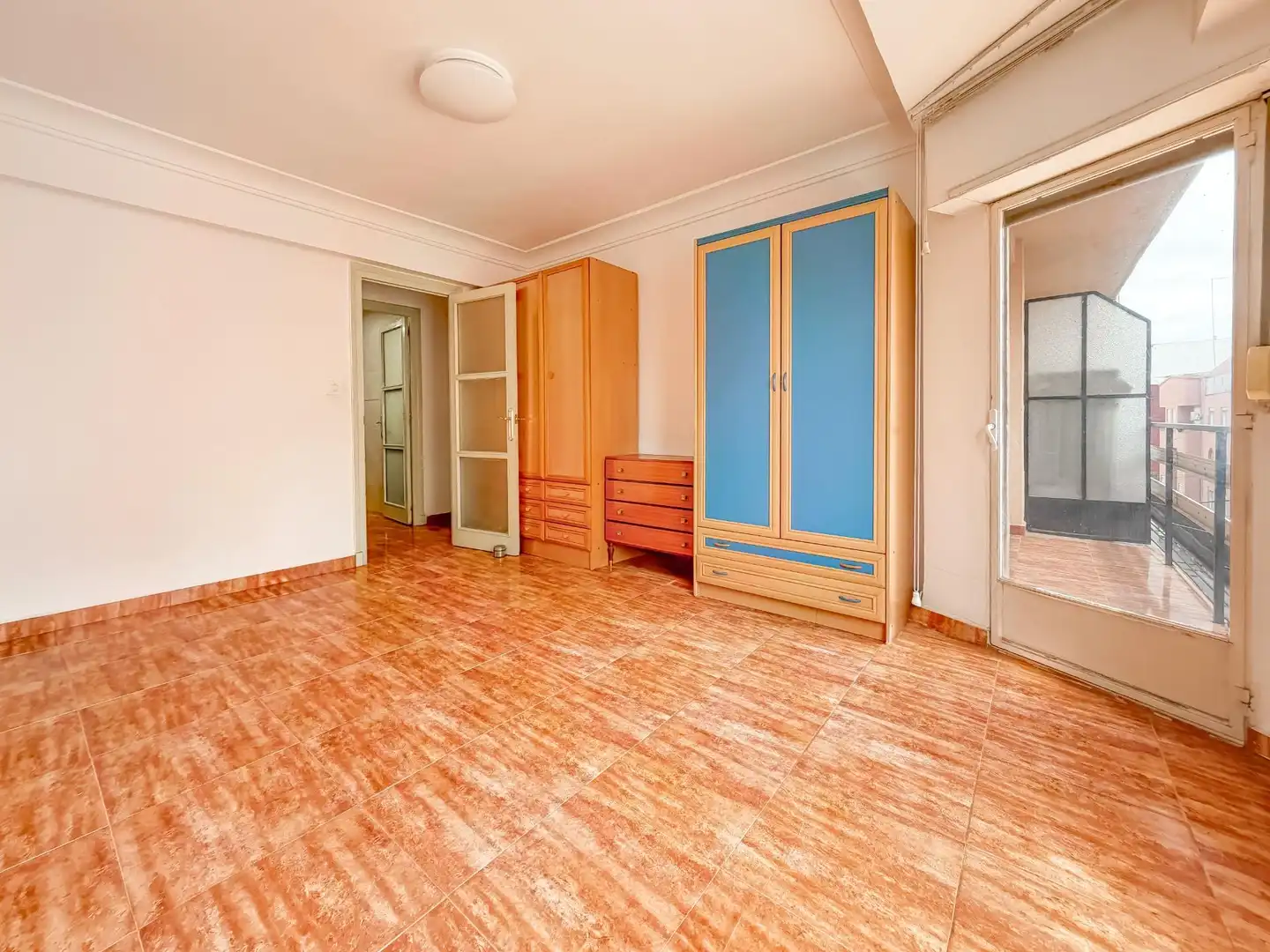 Habitación de Piso en venta en Burjassot con Balcón