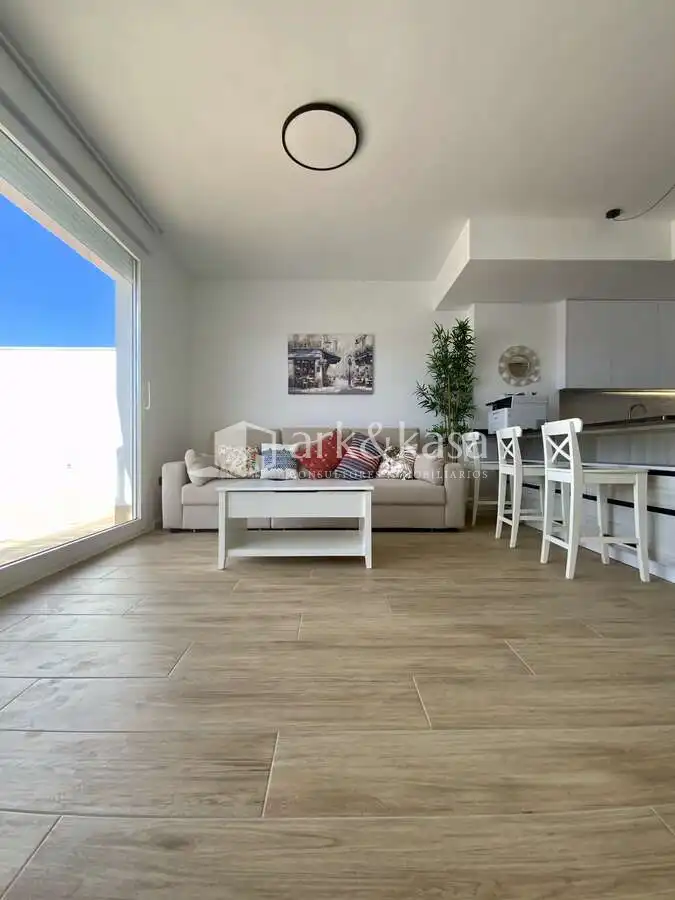 Sala de estar de Casa adosada en venta en Los Alcázares con Aire acondicionado, Calefacción y Terraza