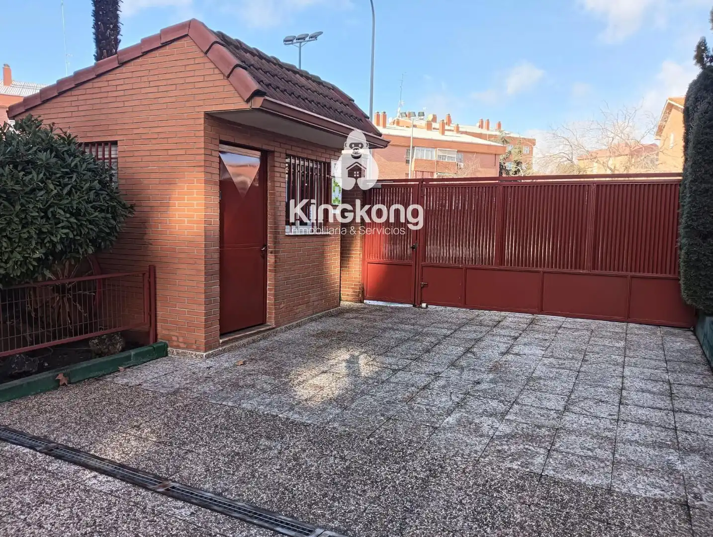Exterior view of Flat for sale in Madrid  with Air Conditioner, Heating and Swimming Pool