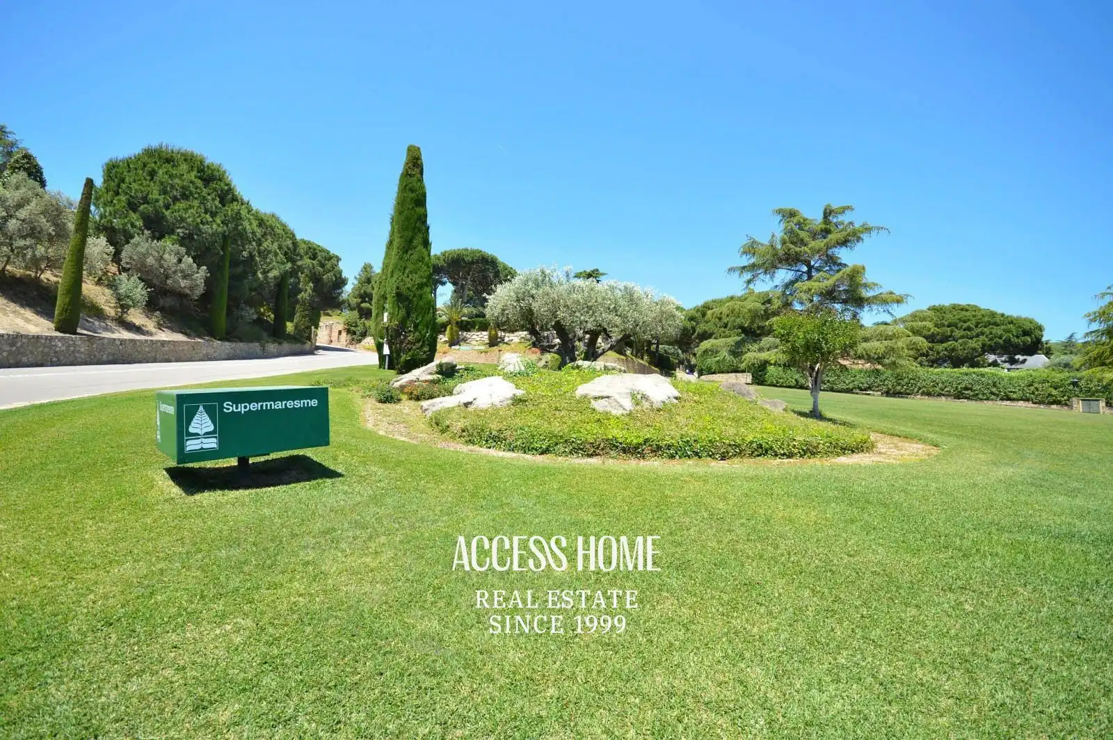 Exterior view of Detached homes for rent in Sant Vicenç de Montalt  with Heating, Terrace and Swimming Pool