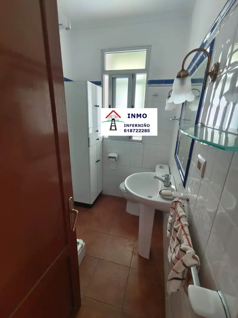 Baño de Casa o chalet en venta en Ferrol con Calefacción y Trastero