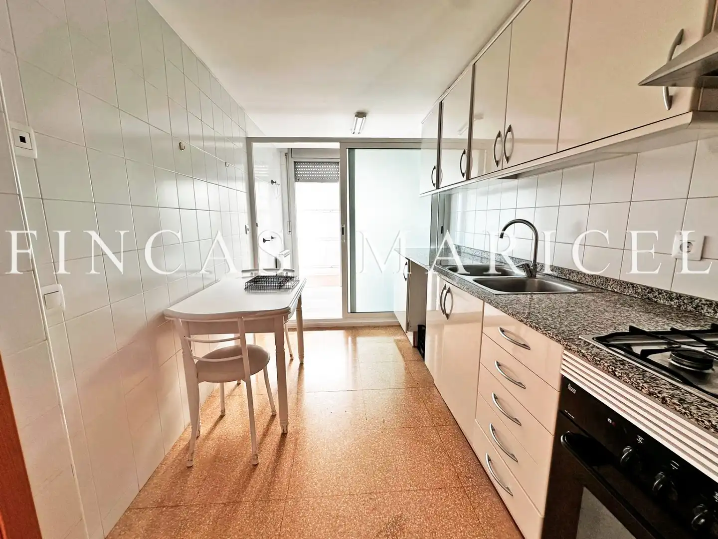 Küche von Wohnung zum Verkauf in Sitges mit Heizung und Terrasse