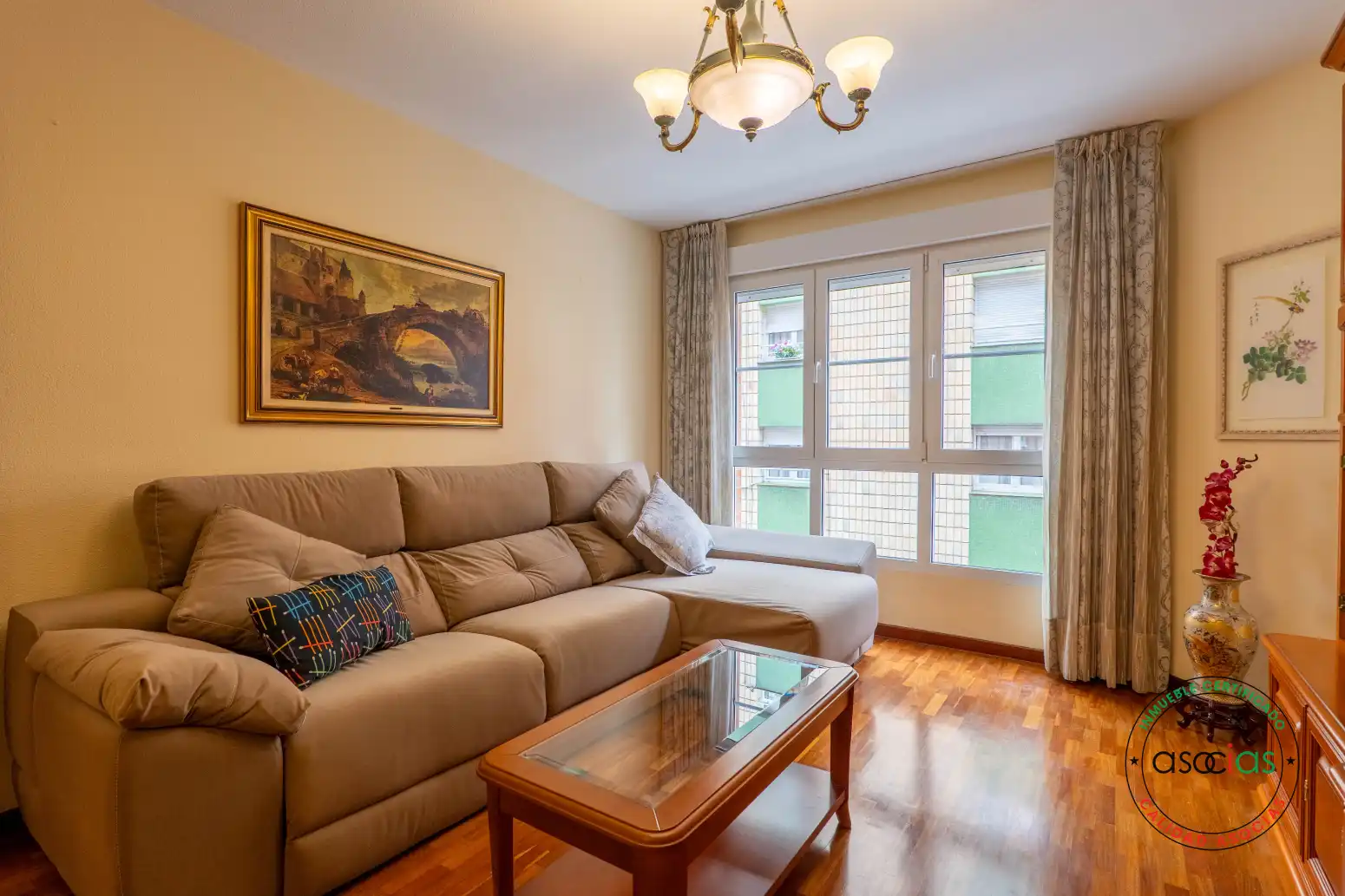 Living room of Flat for sale in Gijón   with Heating and Parquet flooring