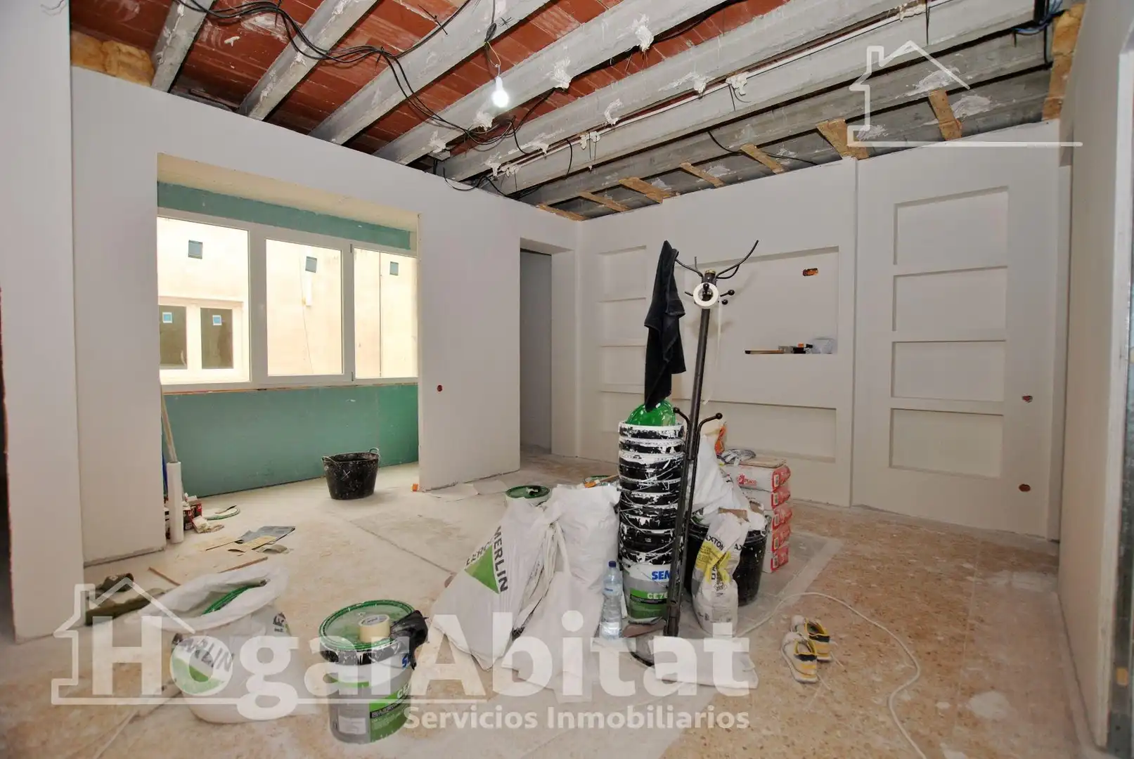 Wohnung zum Verkauf in Gandia mit Klimaanlage, Heizung und Balkon