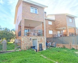 Vista exterior de Casa o xalet en venda en El Boalo - Cerceda – Mataelpino amb Calefacció, Terrassa i Traster