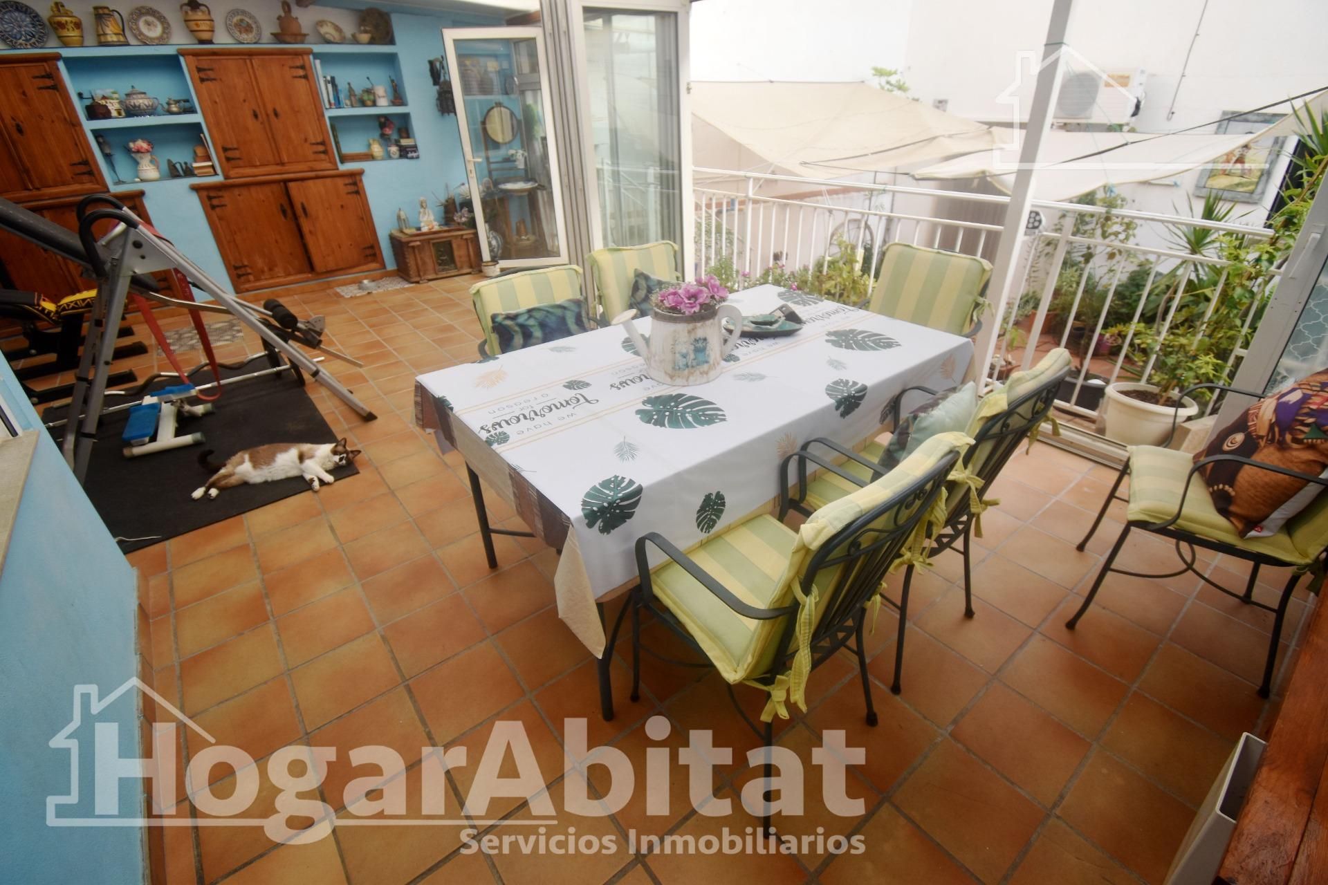 Terrassa de Pis en venda en Castellón de la Plana / Castelló de la Plana amb Calefacció, Terrassa i Balcó