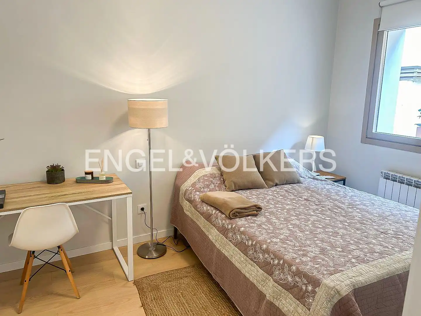 Bedroom of Flat for rent in Madrid  with Air Conditioner, Heating and Furnished